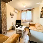 Geoponika Seaview Retreat Nea Kallikrateia