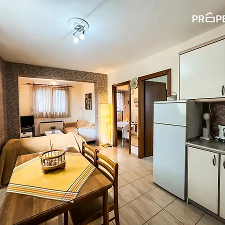 Geoponika Seaview Retreat Apartment